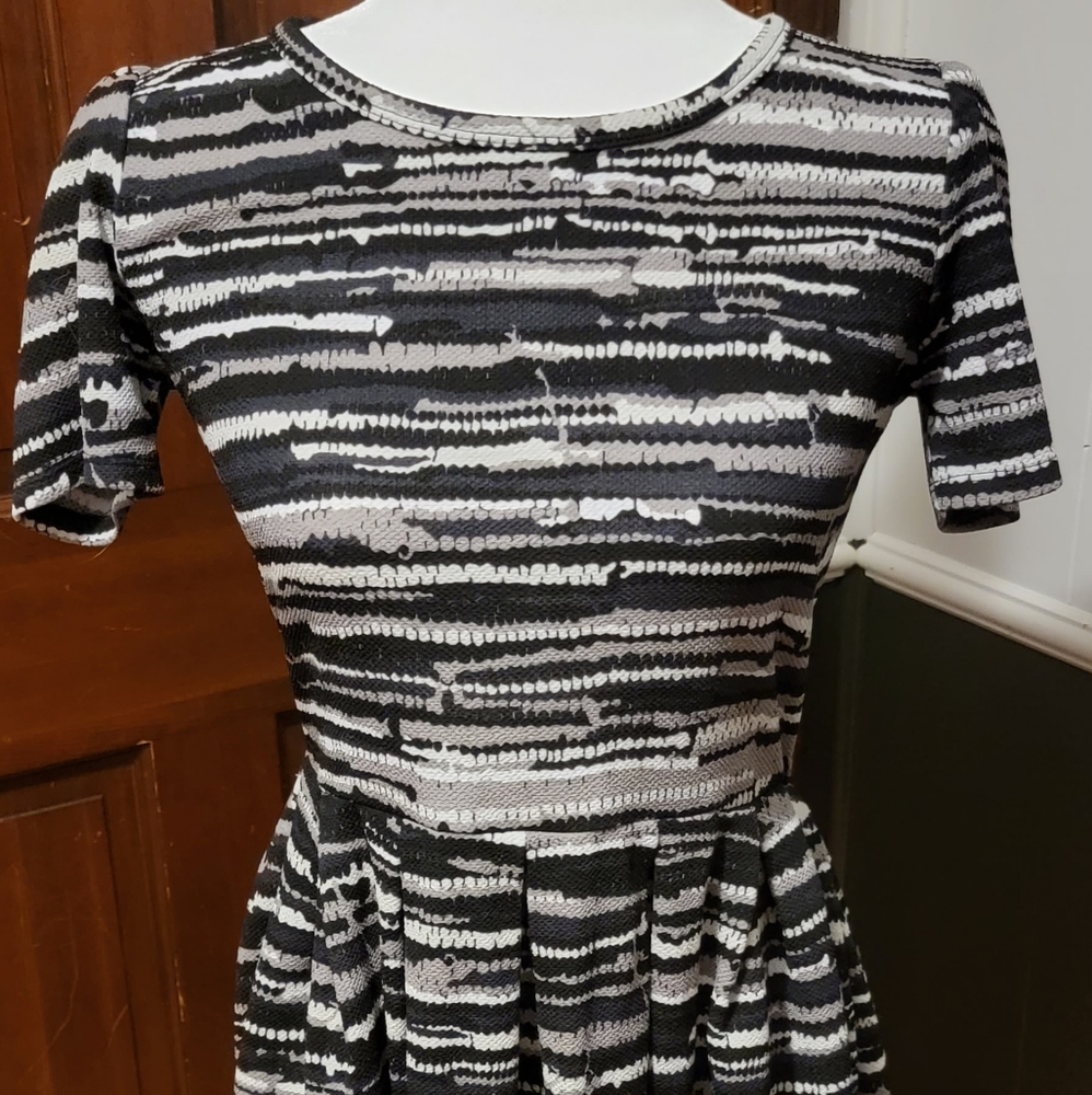 LulaRoe Amelia